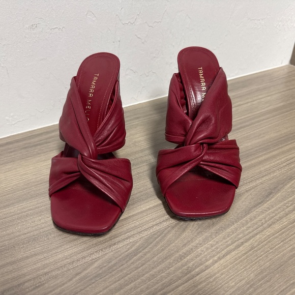 Tamara Mellon Savanna Nappa heels mules sandals pumps in dark red. - Picture 2 of 7